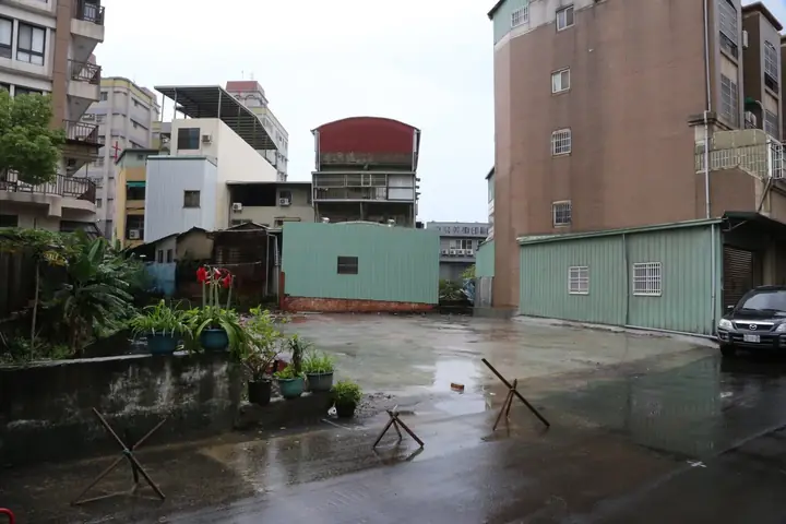 基地鑑界