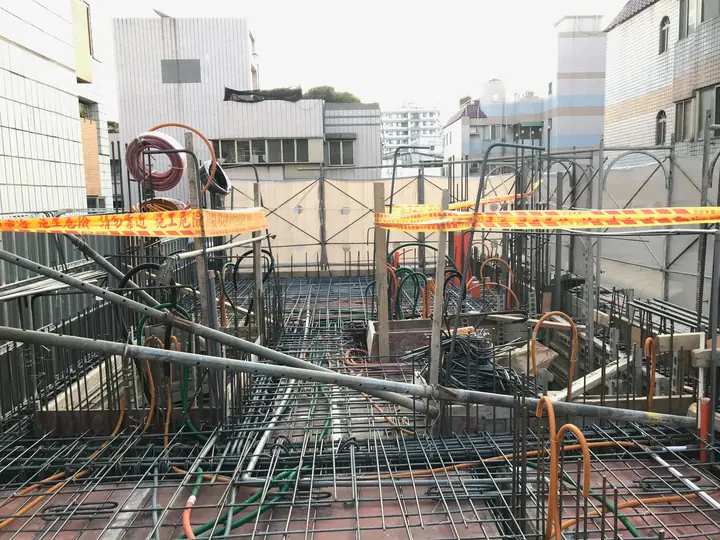樓板鋼筋水電完成