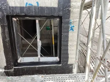 窗框防水