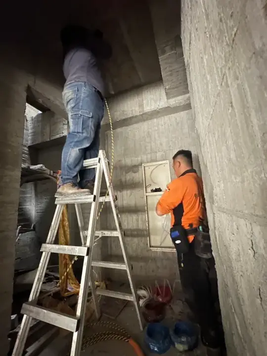 1樓室內拉線