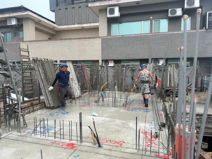 鷹架分料作業